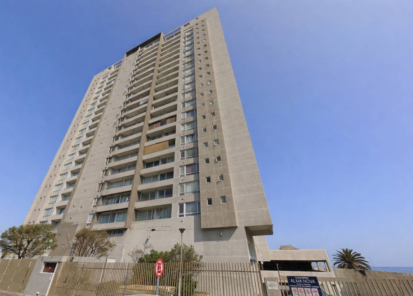 Departamento Dúplex, Avenida Iquique